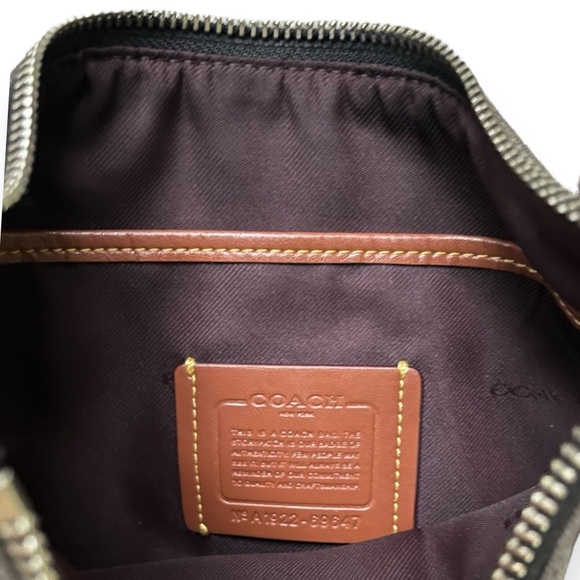 Coach Horse and Carriage Jacquard Sutton Crossbody 69647 Stripe Bag - Picture 11 of 13